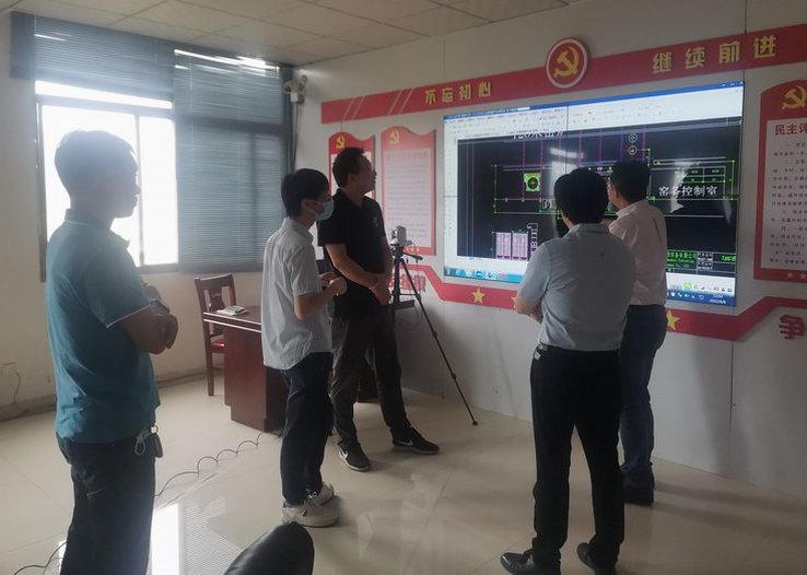 艾杰旭访问5 - 副本.jpg